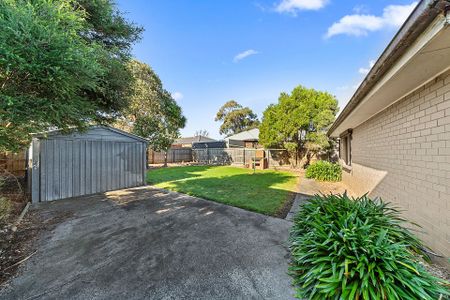 30 Harry Street Cranbourne VIC - Photo 3