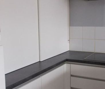 Appartement te huur in Menen voor € 570 met 1 slaapkamer - Photo 2