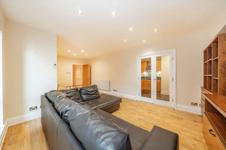 Beckford Close, Kensington, W14, London - Photo 3