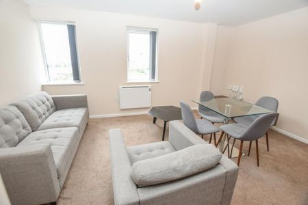 2 bedroom flat to rent - Photo 2