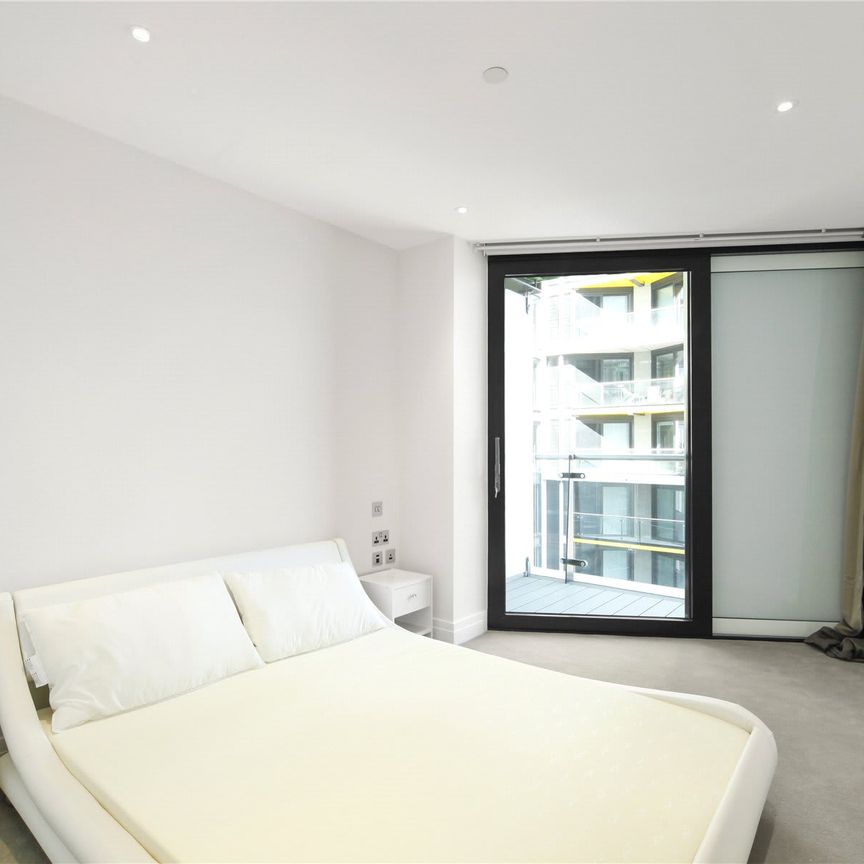 Riverlight Quay London SW11 - Photo 1