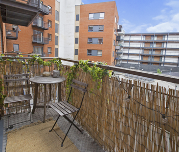 2 bedroom apartment to rent - Photo 4