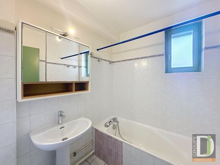 Location Appartement 3 pièces 59m² BOURG LES VALENCE 26500 - Photo 3