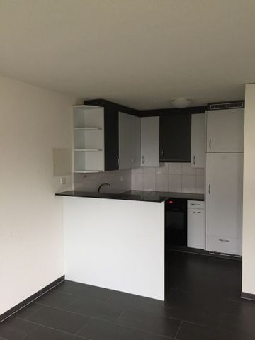 2 1/2-Zimmerwohnung, 1. Stock mitte - Photo 3