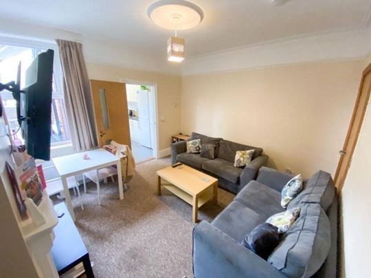 5 bedroom house share to rent - Photo 1