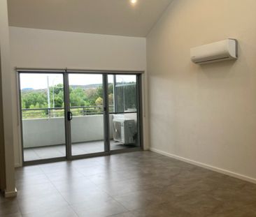 Top floor unit - Photo 5