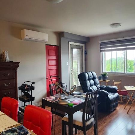 3.5 À LAVAL TRÈS TRANQUILLE AVEC ASCENSEUR! - Photo 3