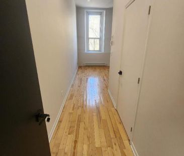 1 CH - 1 SDB - Montréal - $1,195 /mo - Photo 4