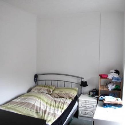 4 Bed - Stow Hill, Treforest - £890 per month - Photo 1