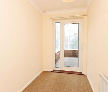 1 bedroom bungalow to rent - Photo 5