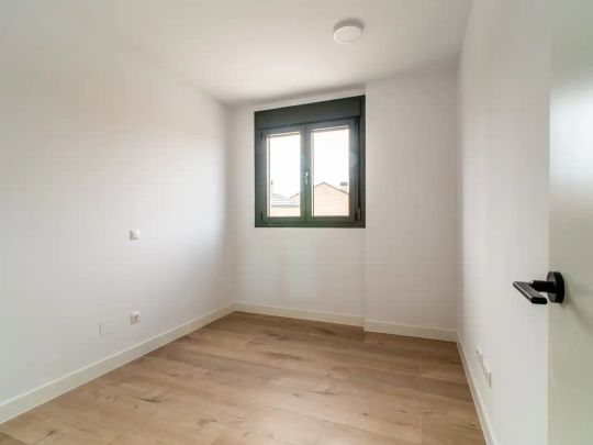 Piso de alquiler en Avenida de Madrid, Urb. Belvalle - Foto 1