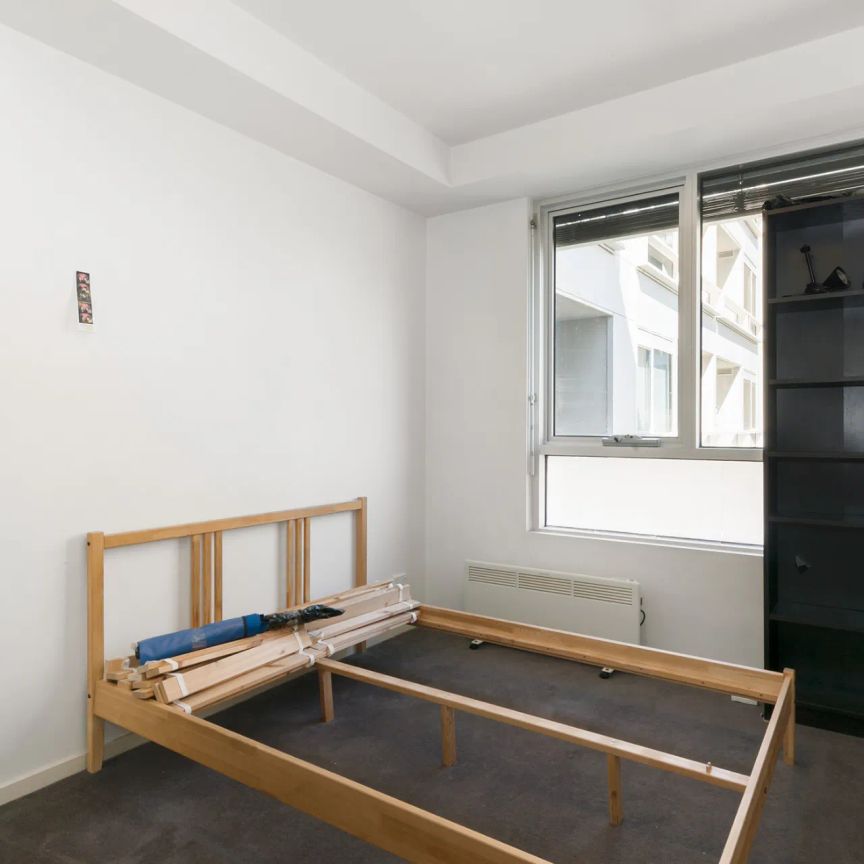 Apartment on The City Fringe - Photo 1