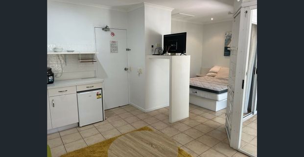 Studio Apartment Incl. Electricity - Photo 1