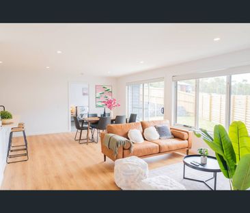 8/6 Pauls Road, Lindisfarne, Tas 7015 - Photo 5