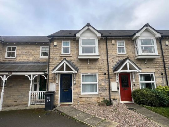 2 bedroom townhouse to rent - Photo 1