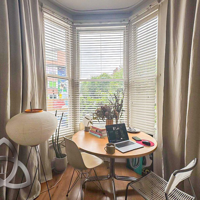Shacklewell Lane, London, E8 2EY - Photo 1