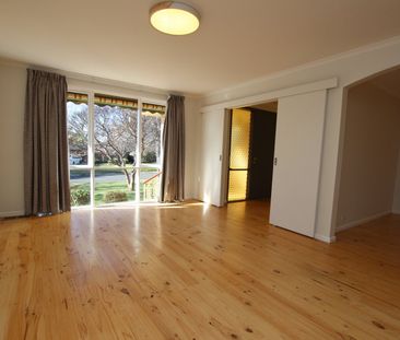 2 Piesse Place, Evatt ACT 2617 - House For Rent | Domain - Photo 4