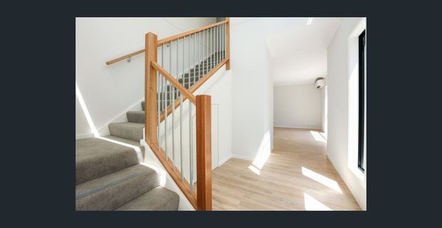 Modern - Quality & Style - Photo 1