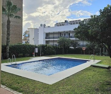 Alquiler de piso en Calle Puerto Real - Photo 1