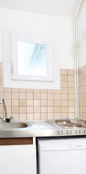 Location Appartement 1 pièce 19m² ANGERS 49100 - Photo 1