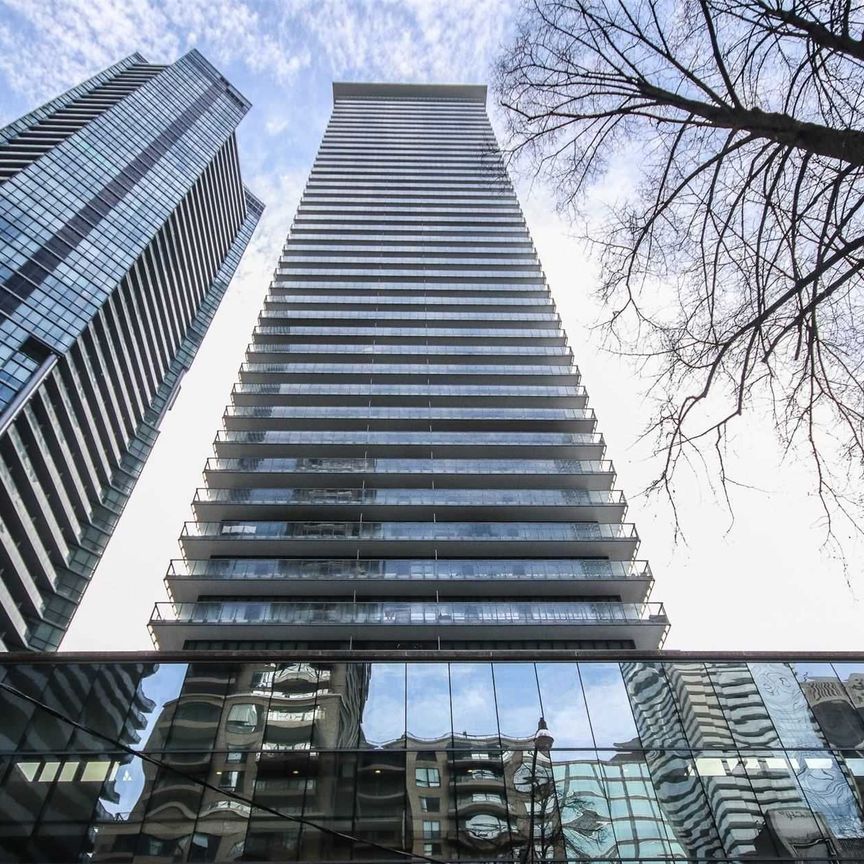 For Lease - 33 Charles Street Unit# 3905, Toronto, Ontario - Photo 1