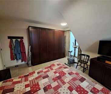 Een ruim dakappartement met terras en lift - Photo 3