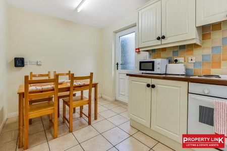 STUDENT ACCOMMODATION, 8 Northland Terrace, Derry/Londonderry, BT48 7JQ - Photo 3