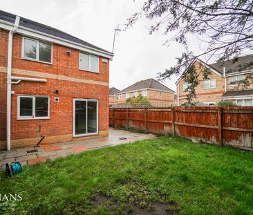 Chendre Close, Swinton - Photo 5