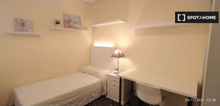 valencia, Valencian Community 46001 - Photo 2