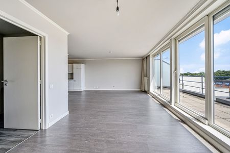 Appartement te huur in Kortrijk - Photo 3