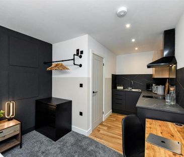 Studio to rent - Photo 5