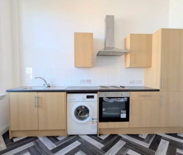 Second Floor Apartment, Lord Street, Southport, Merseyside, PR8 - Photo 1