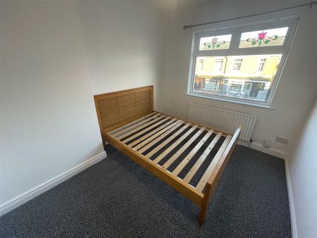 119 Broadway, Donegall Road, - Photo 3