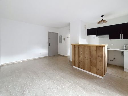 Location Appartement 2 pièces 34m² MOUGINS 06250 - Photo 3