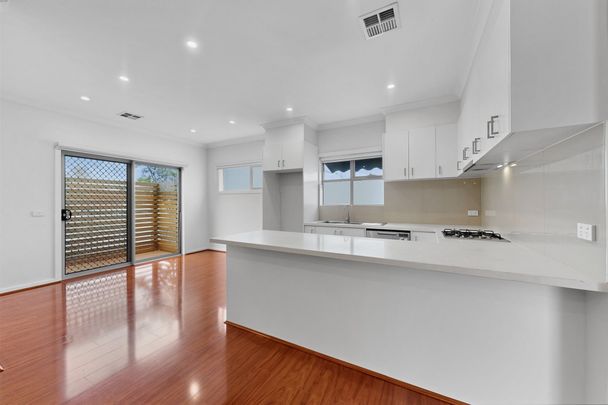 Spacious 3-Bedroom Unit – Comfortable Living in Springvale - Photo 1