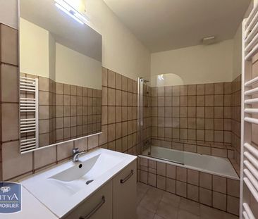 Location Appartement 3 pièces 71m² ORANGE 84100 - Photo 6