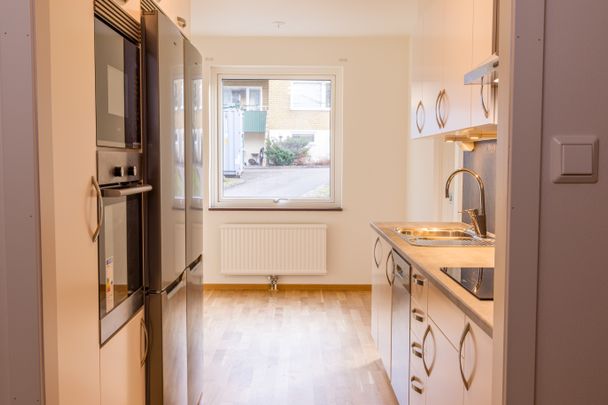 Klostergatan, Skara - Foto 1