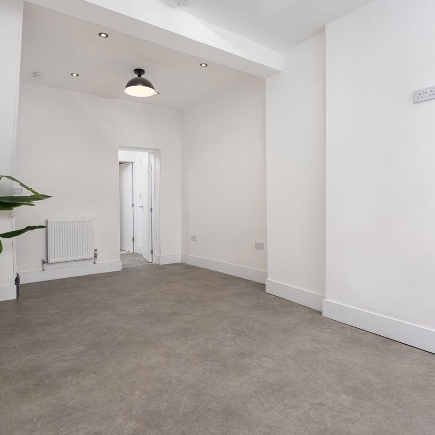 3 Bed Terraced House, Dingle Grove, L8 - Photo 1