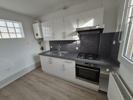 Location Appartement 2 pièces 48m² LOOS 59120 - Photo 3