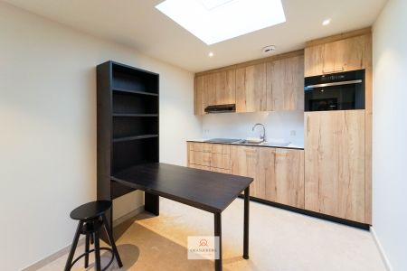 Gelijkvloers en gemeubelde studio te huur vlakbij Gent centrum - Photo 4