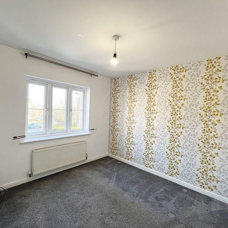 4 bedroom townhouse to rent - Photo 1