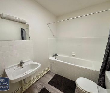 Location Appartement 1 pièce 35m² CHATEAUROUX 36000 - Photo 1