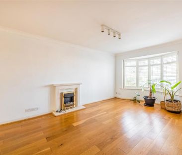 2 bedroom end of terrace house to rent - Photo 5