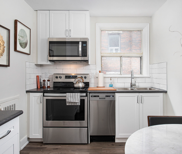 113-123 Emerald Street South - Photo 1