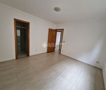 Apartamento com 3 quartos e 89m² para alugar em Passo da Areia, Por... - Photo 1