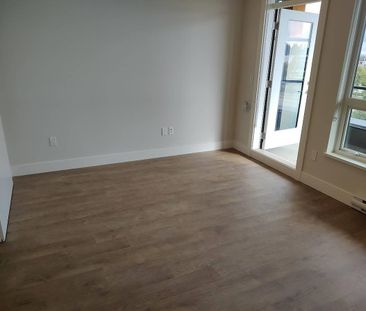 1930 Starling Drive #304, Tsawwassen, BC V4M0C7 - Photo 1