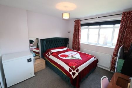 Storr Gardens - Hutton, Property for rent - Photo 3