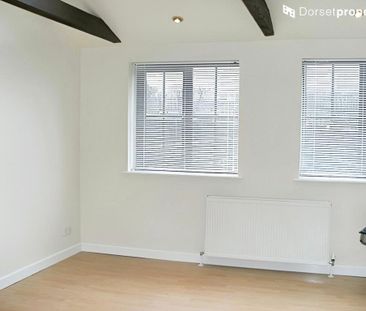 2 bedroom semi-detached house to rent - Photo 2