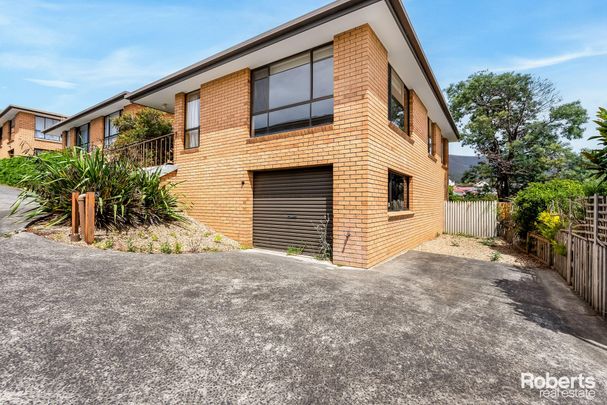 Charming 2-Bedroom Villa Unit - Freshly Renovated! - Photo 1