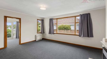 Four Bedroom home in a great location - Photo 2